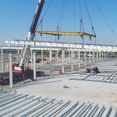 Gedung Bengkel Bentang Lebar Struktur Baja Prefabrikasi Gudang Standar AISC / EN / JIS / GB