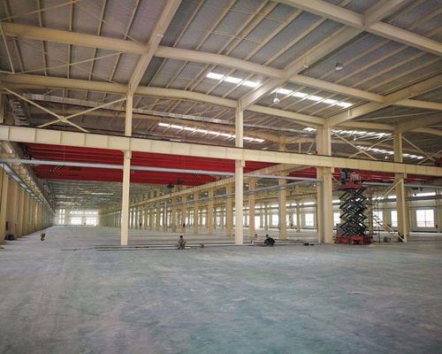 Solusi rangka baja tahan lama - bengkel logam yang disesuaikan dan gudang penyimpanan
