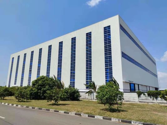 Gudang Struktur Baja Prefabrikasi dengan Rangka H dan Panel Sandwich