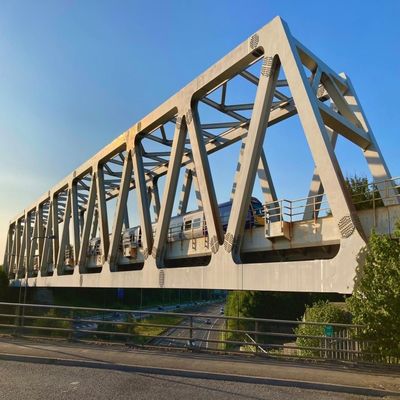 Jembatan pejalan kaki baja prefabrikasi, Jembatan Bailey baja H