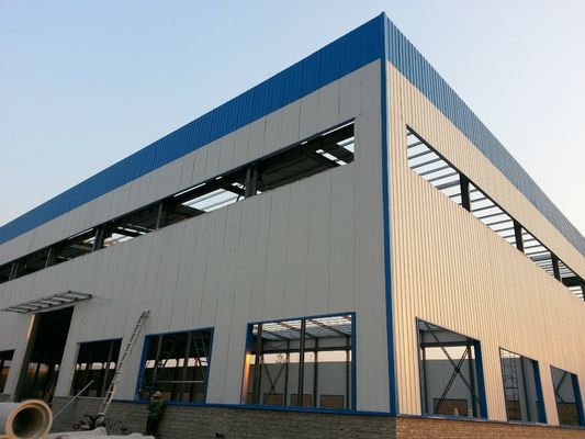 ISO 9001 / CE bersertifikat Bangunan Struktur Baja Industri Prefabrikasi dengan Kerangka Logam Khusus dan Pemotongan Las Ringan