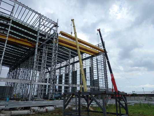 Bengkel Struktur Baja 9 Poin Seismik dengan Rangka Utama Baja Ringan Q355 dan Periode Konstruksi Singkat