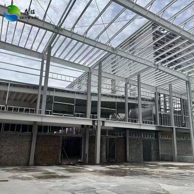 Bengkel manufaktur layanan pemrosesan pemotongan yang dirancang dengan sistem drainase selokan luar dalam dan pipa saluran memastikan drainase
